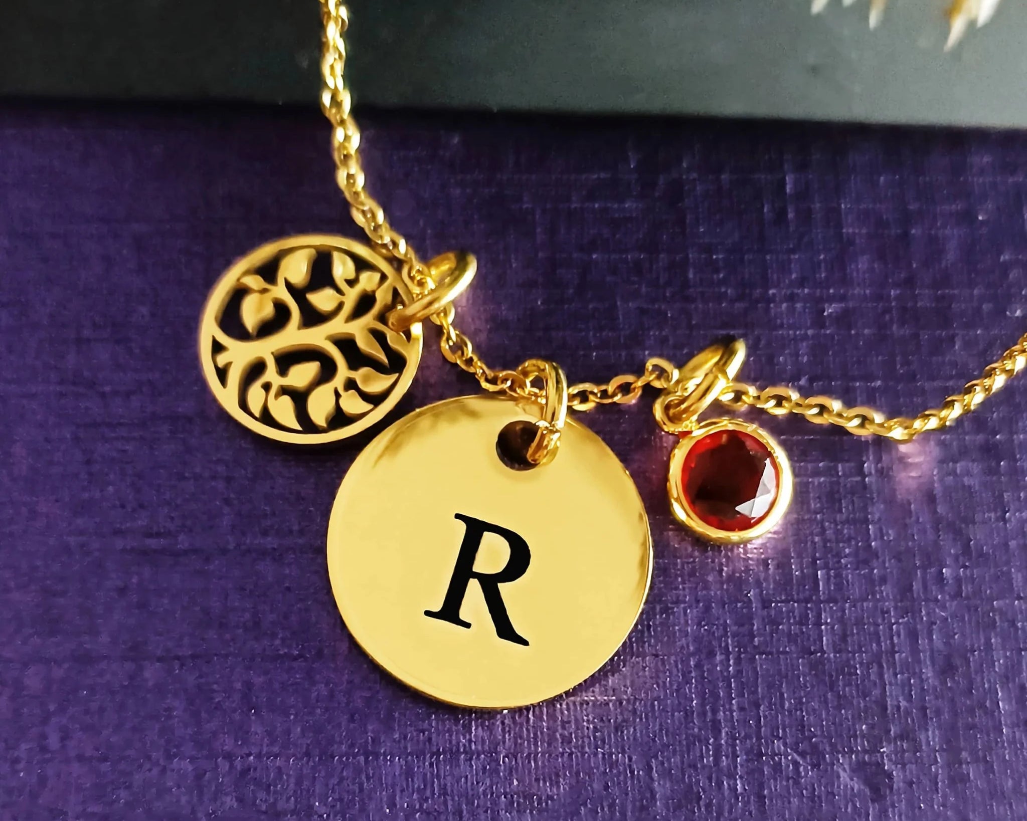 How to Incorporate Birthstones in Personalised Jewellery
