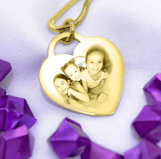 Forever in My Heart Photo Necklace - BELLE FEVER