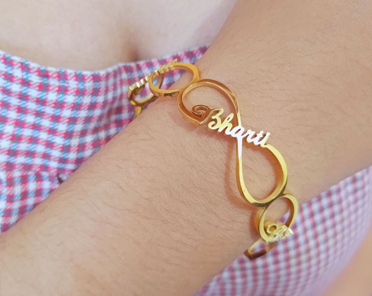 💕 Personalised gift idea 💕: Endless Infinity Bangle 💍 - BELLE FEVER