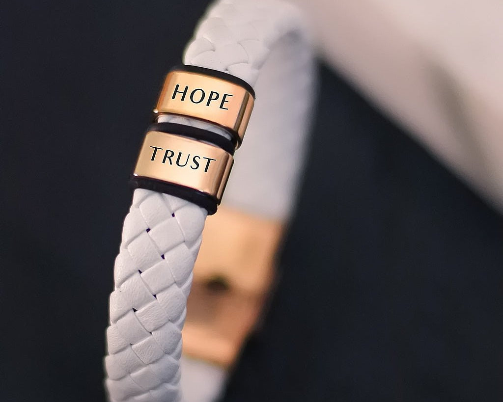Personalised White Leather Bracelet - BELLE FEVER