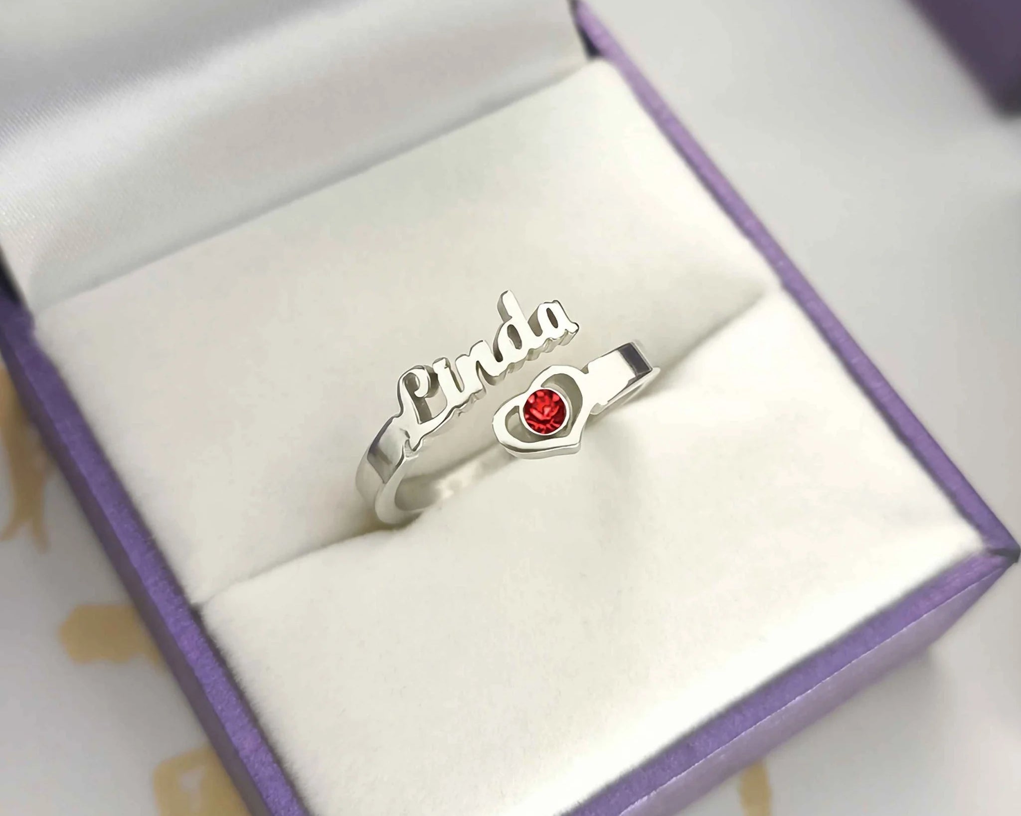 Creating a Personalised Jewellery Piece that Represents Your Unique Story