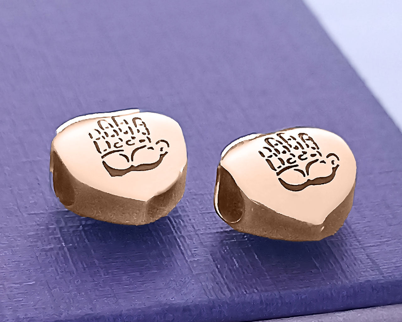 Hand on My Heart Charm for Moments Bracelet