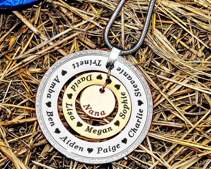 Sparkling Circles of Loved Ones Personalised Necklace