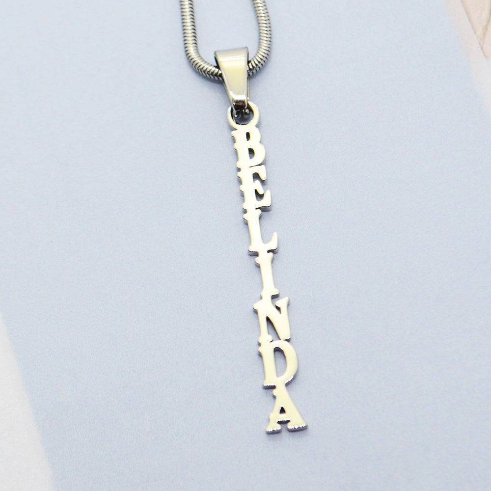 Name Necklace Vertical