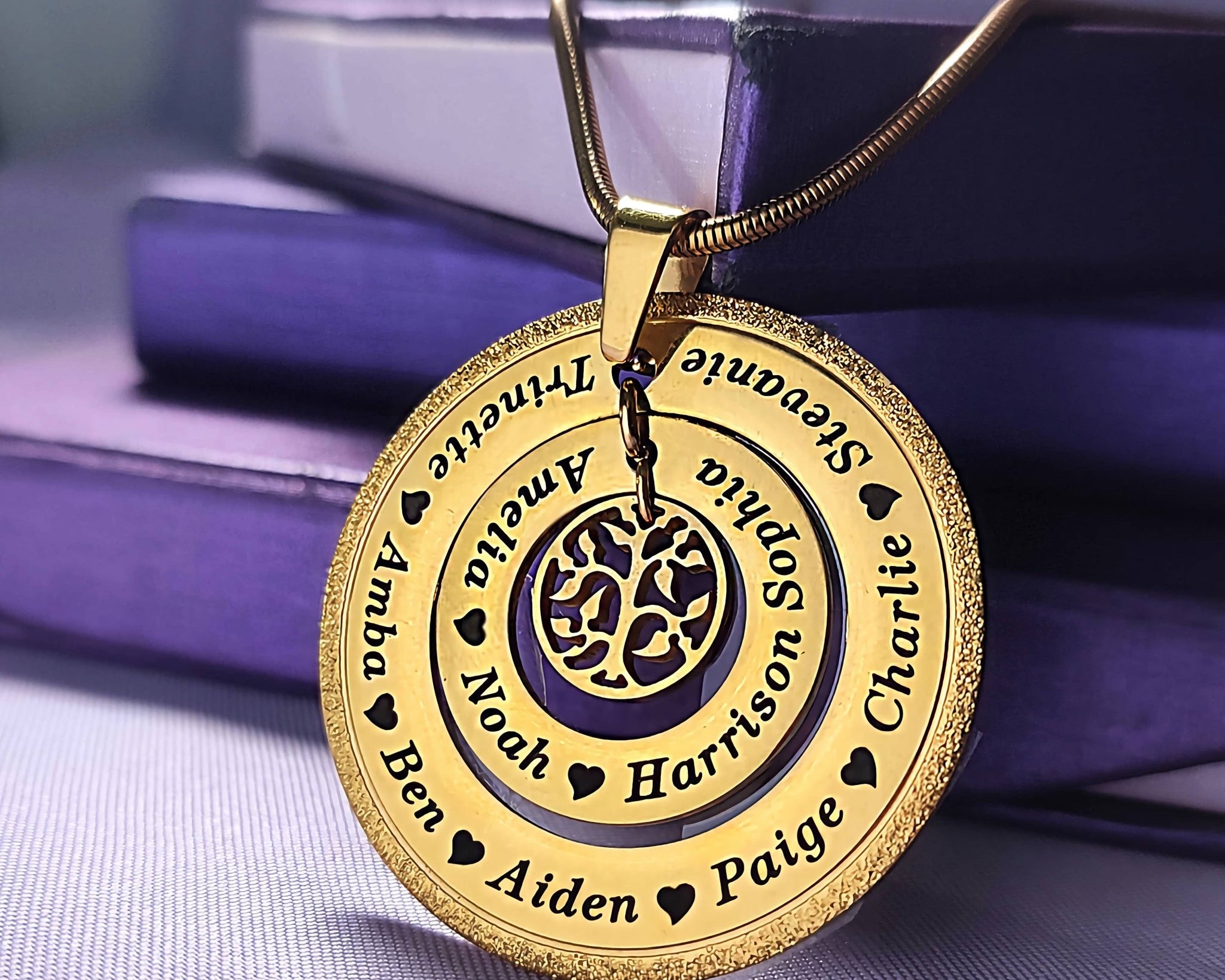 Sparkling Circles of Loved Ones Tree Personalised Necklace - Family Tree Necklaces by Belle Fever